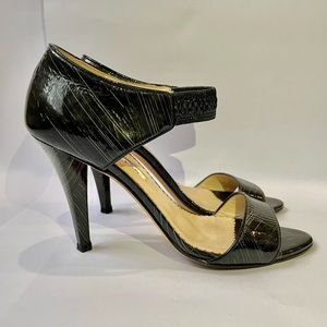 Oscar de la Renta Open Toe Sandals Black Patent